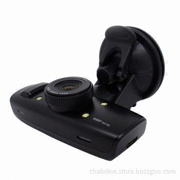 Full HD 1,920 x 1,080p at 30fps H.264 Ambarella GS1000 Car DVR